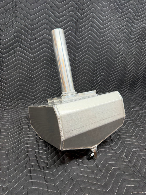 JE Speed Filtered Breather Tank