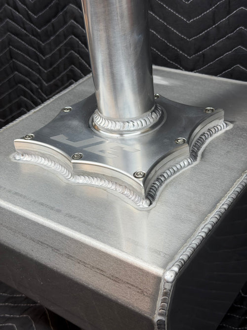 JE Speed Filtered Breather Tank